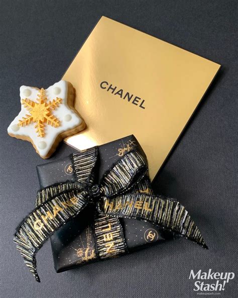 chanel christmas packaging 2020